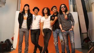 Slank Dihujat karena Lagu 