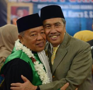 Gubernur Syamsuar Hadiri Wisuda Purnabakti Ketua PTA Pekanbaru
