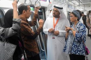 Peringati HUT Ke-56 ASEAN, Presiden Ajak Para Dubes Naik MRT