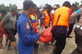 Tragis! Terseret Ombak Saat Jala Ikan, Nelayan Bengkalis Ditemukan Meninggal