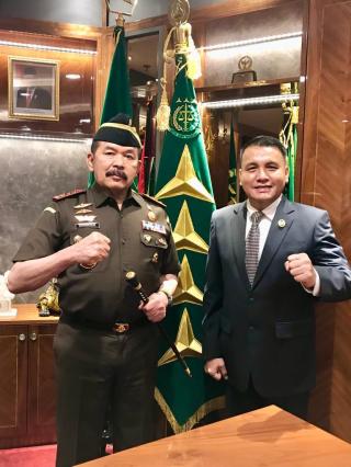 Komjak Nilai Instruksi Jaksa Agung Tunda Sementara Kasus Politisi Langkah Cermat & Profesional