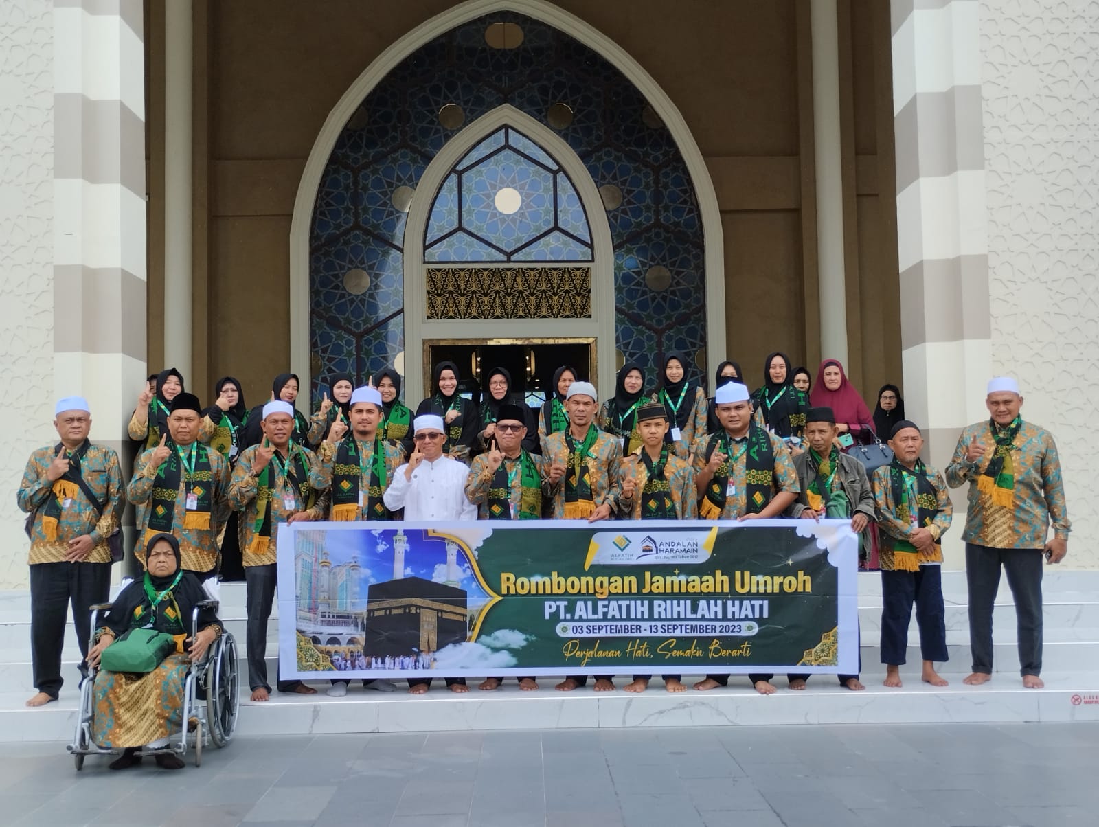 Wako Dumai Hadiri Pelepasan Jemaah Umrah di Dumai Islamic Center