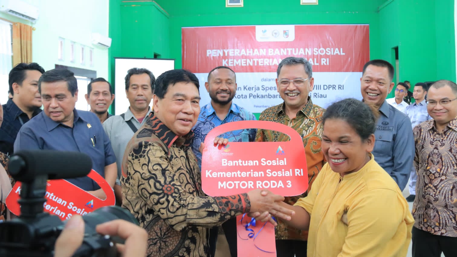 Warga dan Mahasiswa Disabilitas di Sentra Abiseka Rumbai Dapat Bantuan Rp30 Miliar dari Kemensos