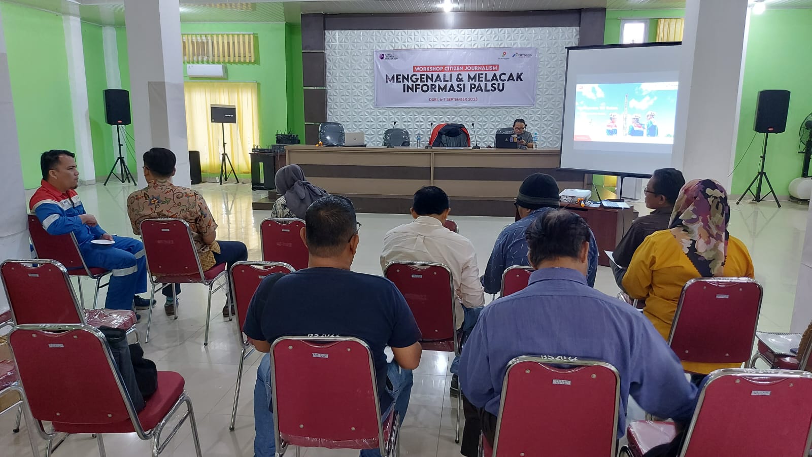 AJI Pekanbaru Gelar Workshop Mengenali dan Melacak Hoaks di Wilayah Operasional PHRÂ
