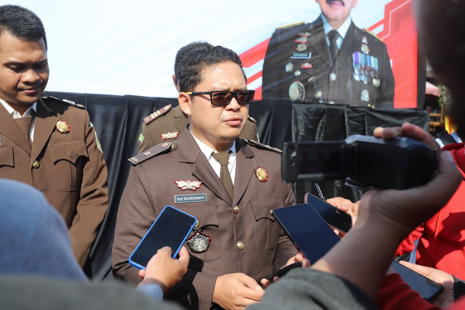 Aset milik Para Tersangka Dugaan Tipikor PT. GTS dipasangi Tanda PenyitaanÂ 