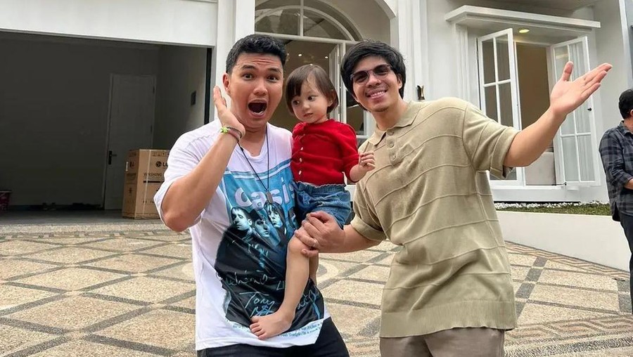 Usai Rumah Mewah, Kini Aldi Taher Dapat Kulkas Empat Pintu dari Atta Halilintar