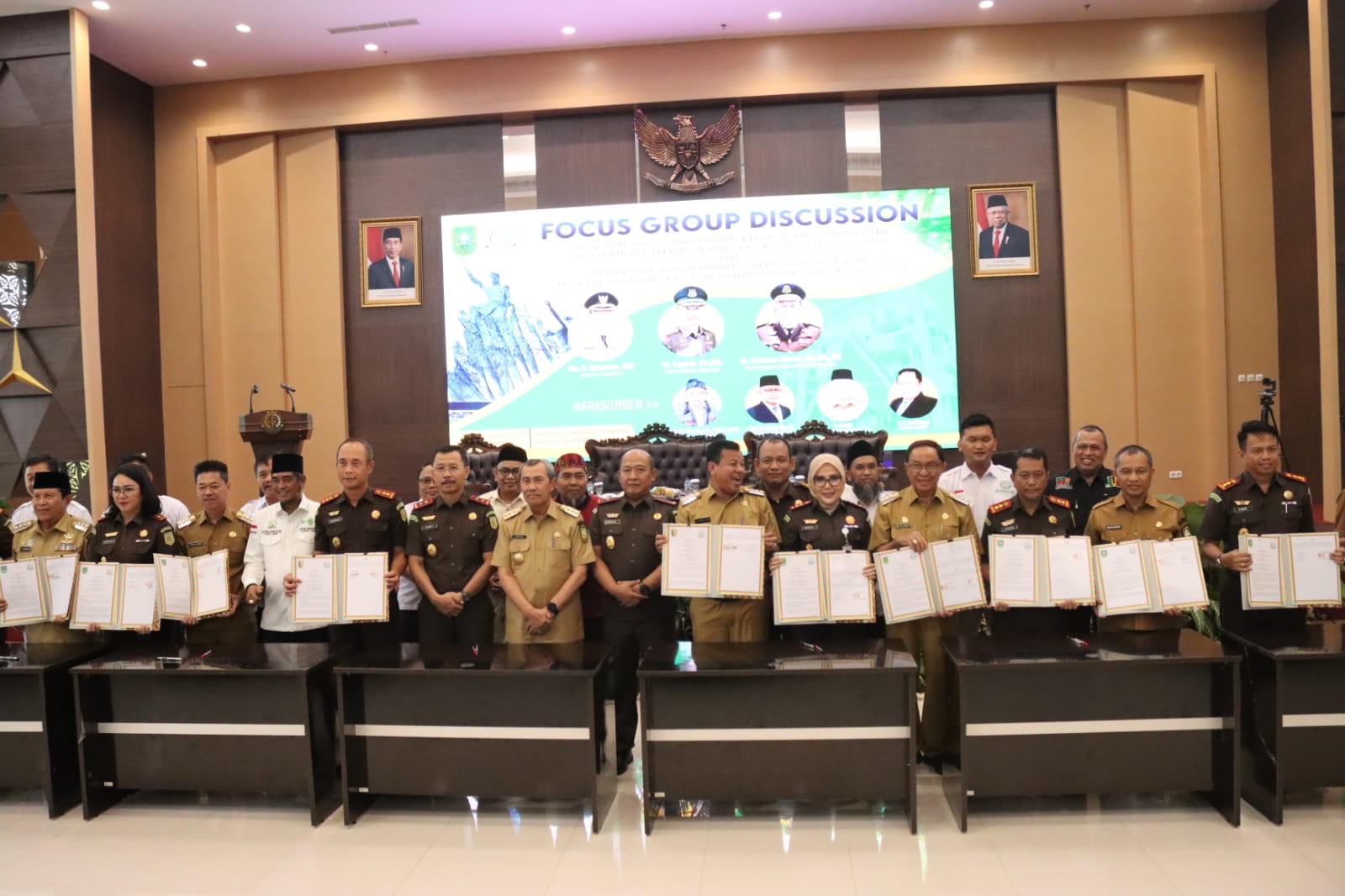 Gelar FGD Jaga Zapin, Kajati Riau Tandatangani MOU dengan Bupati Walikota dan Kajari Se- wilayah Ria
