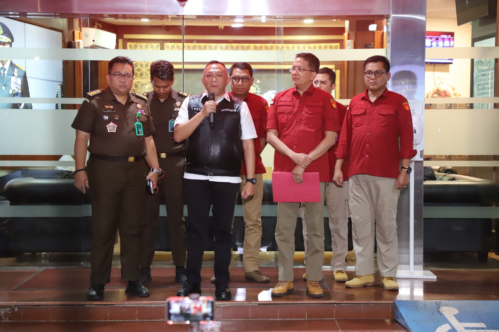 Akhirnya, Kejagung Menetapkan 3 Orang Tersangka dalam Perkara Tol Japek