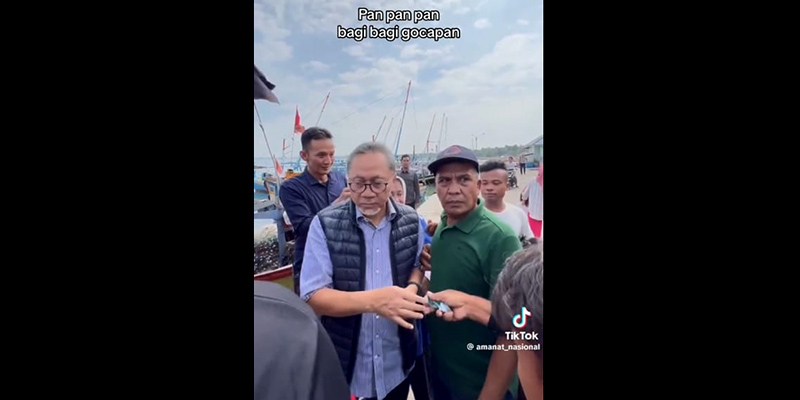 KPK dan Bawaslu Didesak Usut Aksi Zulhas Bagi-bagi Uang ke Nelayan