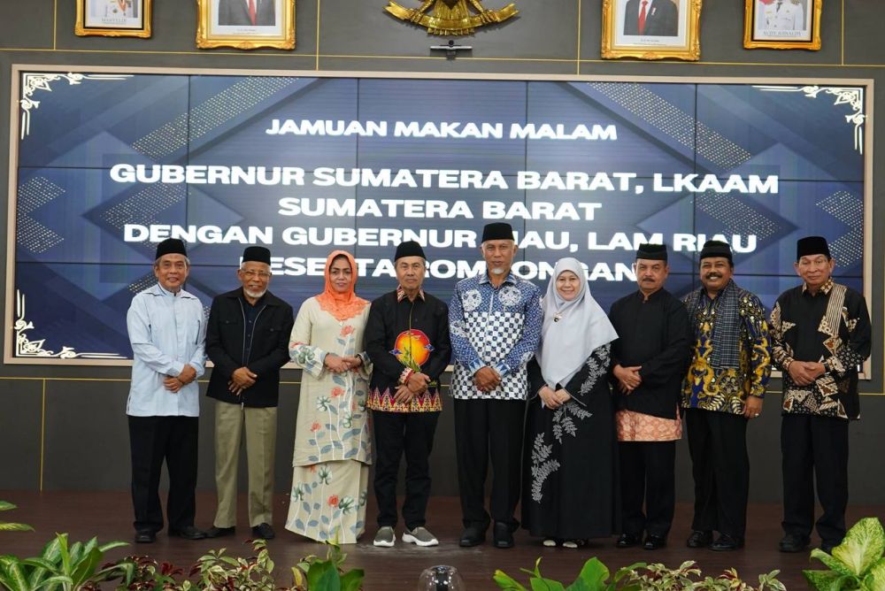 Gubernur Sumbar Apresiasi Pemberian Gelar Adat Minang untuk Syamsuar