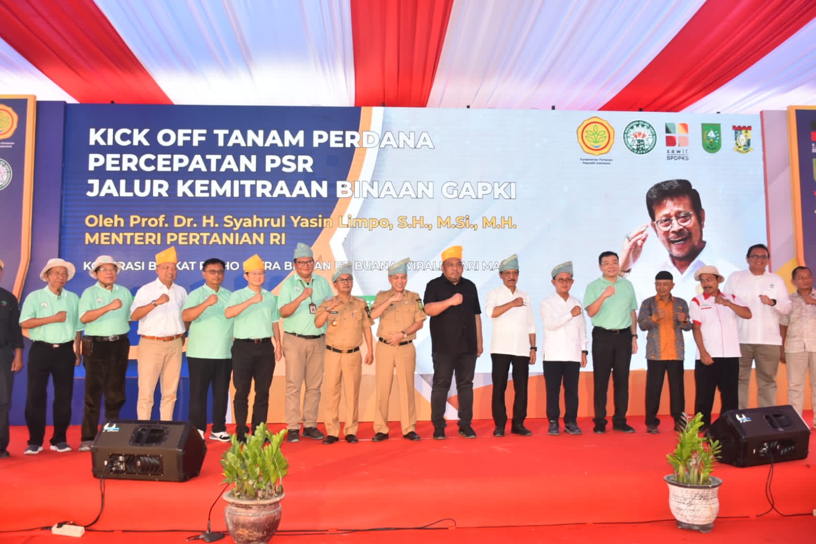 Bersama Dirjen Perkebunan RI, Pj Bupati Lakukan Kick Off Tanam Perdana Percepatan PSR