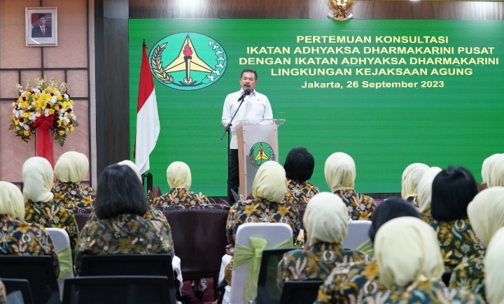 Jaksa Agung ST Burhanuddin: Kesederhanaan adalah Cermin Integritas Keluarga