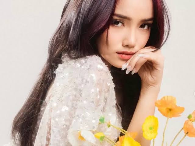 Sering Dijodoh-jodohkan, Fuji: Emang Aku Ngenes Banget Ya?