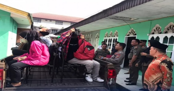 Tiga Pasangan Remaja Lagi Ngamar Diamankan Satpol PP Kampar