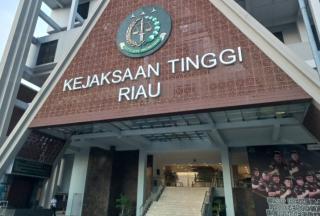 Setelah Dibebas Tugaskan, Perkara Oknum Jaksa Inisial SH Diserahkan ke Pidsus Kejati RiauÂ 