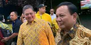 Tiba di Markas Golkar, Prabowo: Membahas Masa Depan