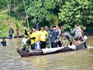 Pemkab Kampar Hadiri Event Ikan Antau Larangan di Desa Siberuang