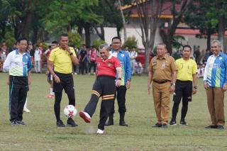 Gubri Syamsuar Buka SMANDA Cup Fair Play XVII Tahun 2023