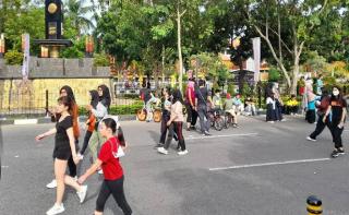 Aktivitas Masyarakat di Area CFD Pekanbaru Dibatasi karena Ada Roadshow Bus KPK