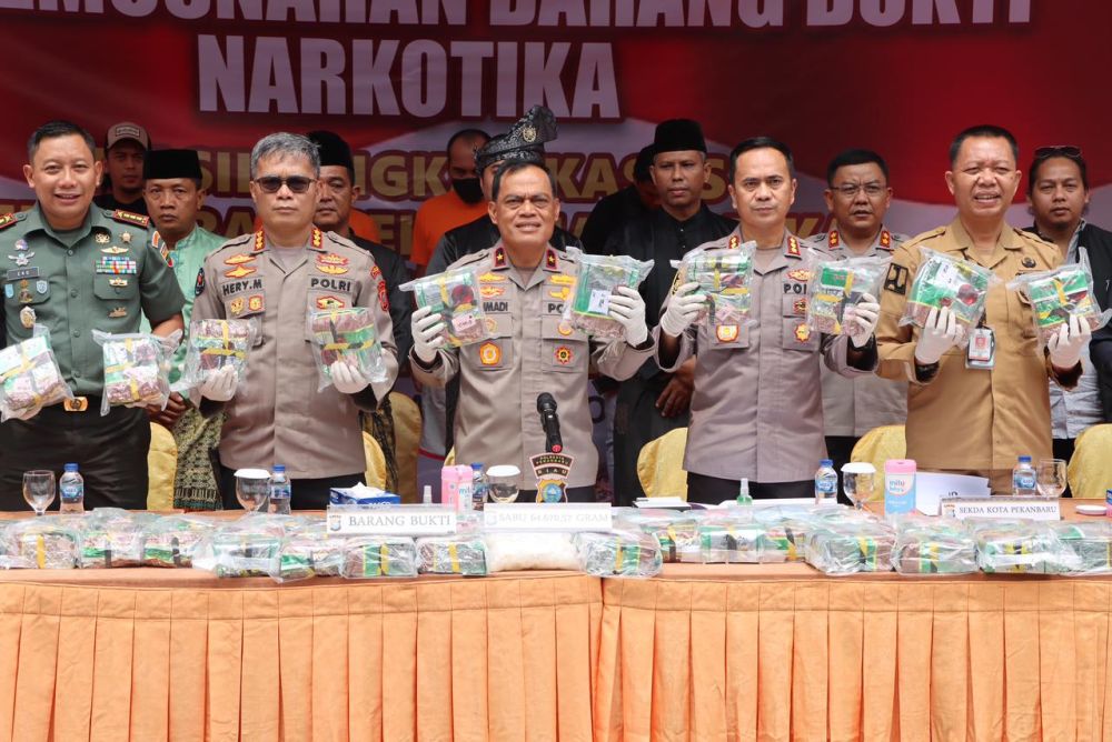 Polisi Gagalkan Peredaran 65 Kg Sabu untuk Pekanbaru dan Sumut
