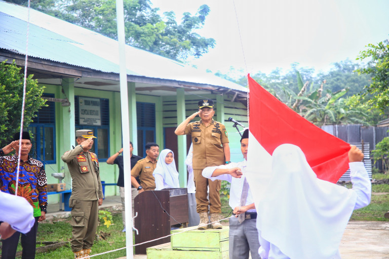 Plt Bupati Asmar Ingatkan Bahaya Narkoba ke Siswa