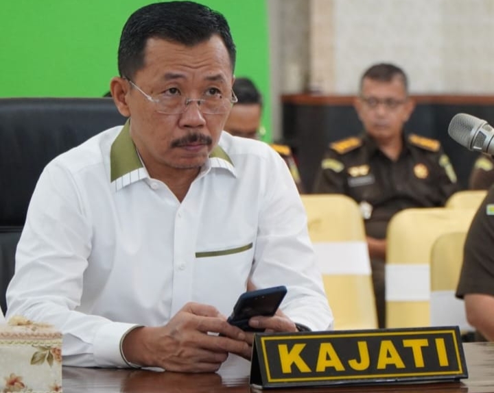 Kajati Riau Mengikuti Kegiatan Sosialisasi Jurnal Ilmiah Kejaksaan The Prosecutor Law Review