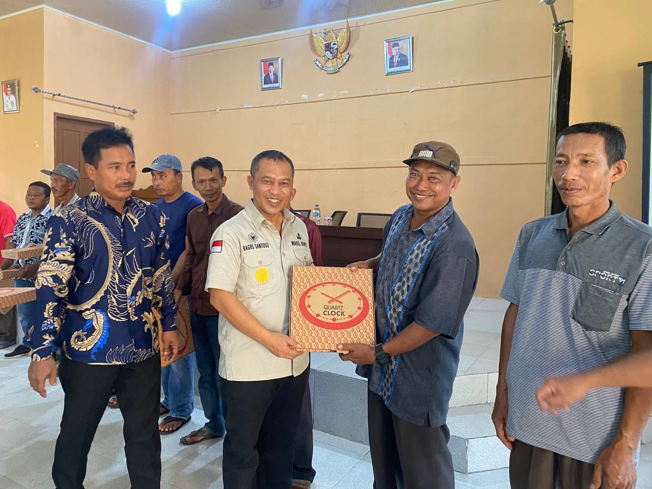 Berhasil Capai Target PBB, Ketua RT di Bengkalis Dapat Penghargaan