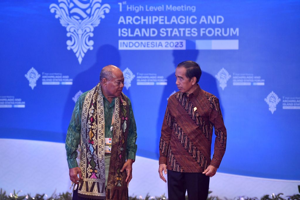 Presiden Jokowi Gelar Jamuan Santap Malam Bagi Delegasi KTT AIS Forum 2023
