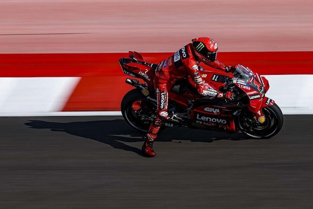 MotoGP Mandalika: 7 Rider KO, Pecco Bagnaia Menang Usai Start Ke-13