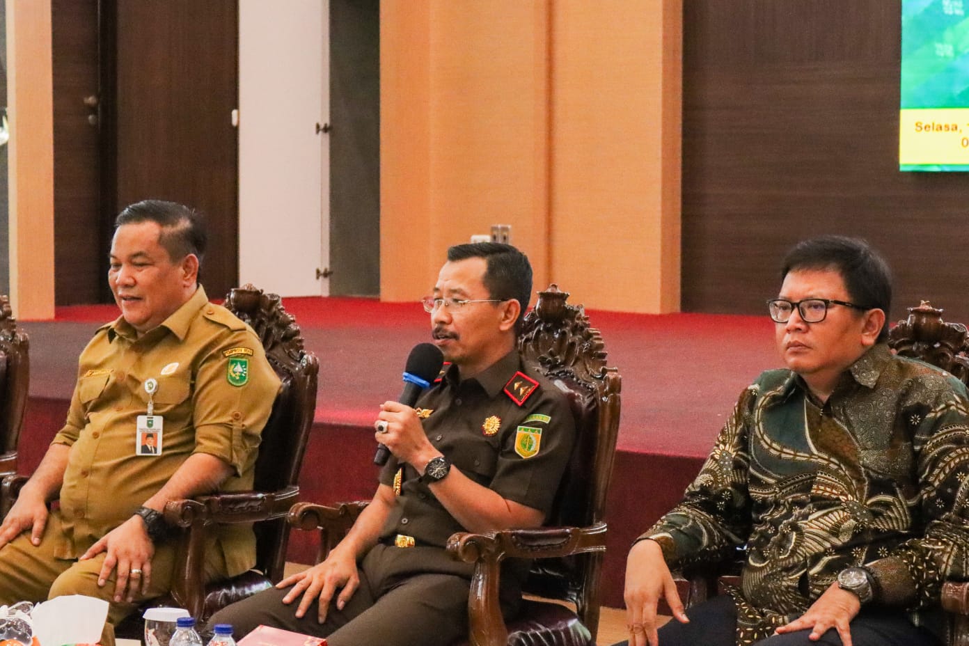 Terkait Pemulihan Ekonomi Nasional, Kajati Riau Lakukan FGD Proyek PerubahanÂ