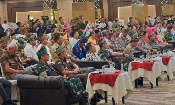 Aspidmil Kejati Riau Hadiri Bakti Kesehatan dan Bakti Sosial 33 Tahun AKABRI Angkatan 90Â