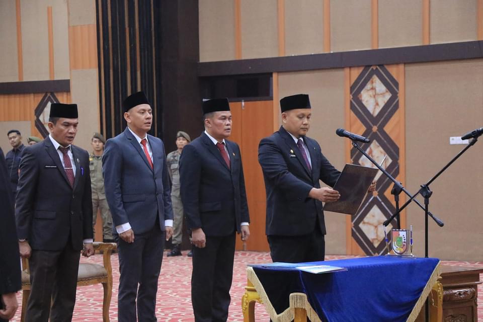 Pj Wali Kota Lantik Empat Pejabat Tinggi di Lingkungan Pemko Pekanbaru