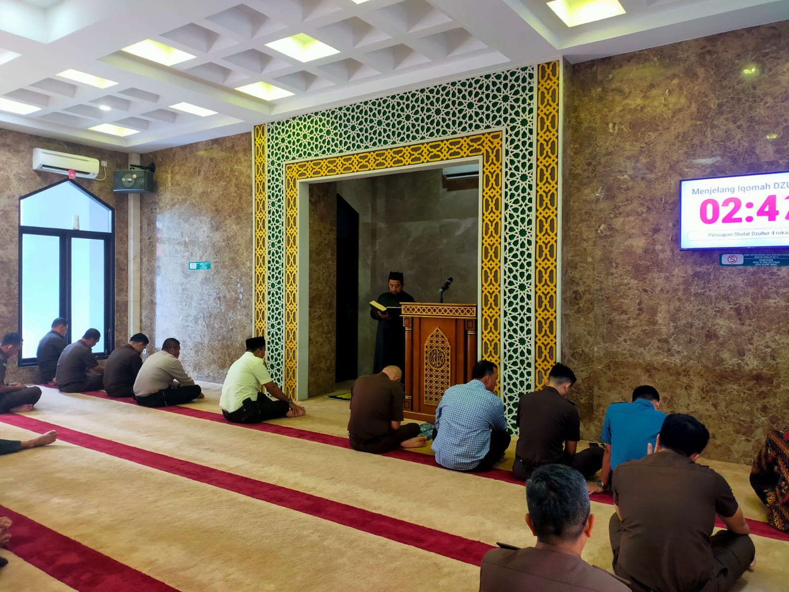 Nabi Muhammad SAW bersabda, "Islam Dibangun di Atas Lima Perkara" 