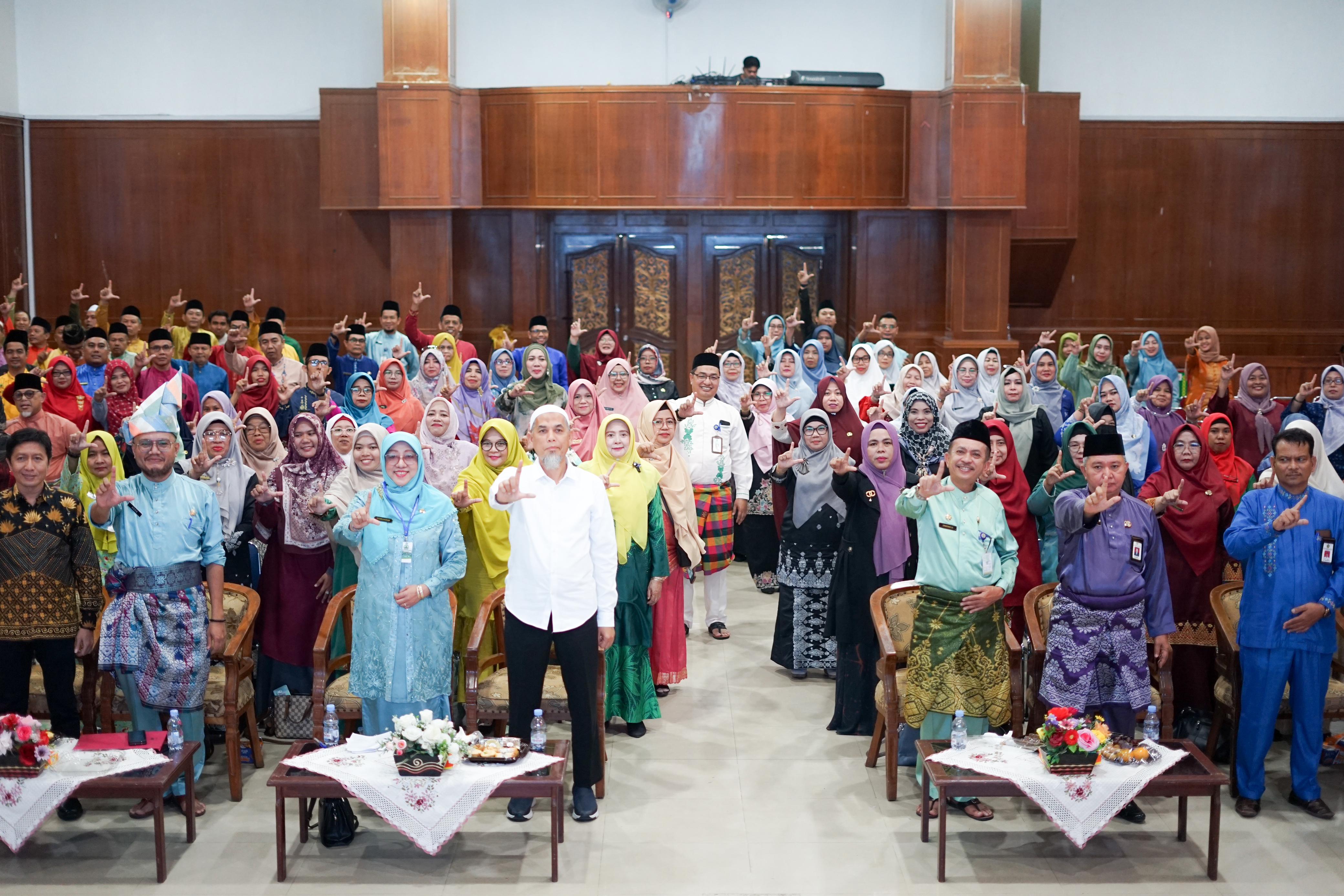 Tingkatkan Mutu Pendidikan, Wali Kota Dumai dan Disdikbud Luncurkan SIPINTAR PMM