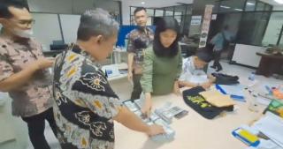Dalam Perkara Tol Japek, Tim Penyidik Menggeledah 3 Perusahaan dan Menyita USD 354.700