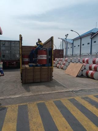 PI Niaga Kirim Pelumas ke Produsen Pupuk