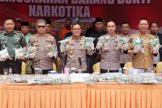 Polisi Gagalkan Peredaran 65 Kg Sabu untuk Pekanbaru dan Sumut