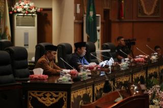 DPRD Umumkan Pengunduran Diri Syamsuar Sebagai Gubernur Riau