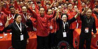 Selama Masih Ada Trah Soekarno, Jokowi Dinilai Sulit Jadi Ketum PDIP