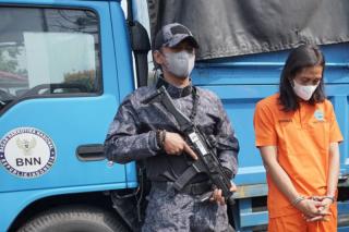 Nekat Selundupkan Ganja dari Bandara, Pria Gondrong Diamankan BNN Riau
