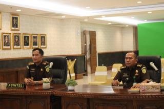 Asintel Kejati Riau Mengikuti Kegiatan Media Gathering Puspenkum Kejagung RI 2023 secara virtual