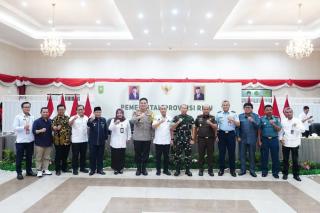 Masa Tugas Segera Berakhir, Gubri Syamsuar Berpamitan dengan Forkopimda Riau
