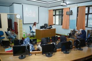 UIR Sediakan Fasilitas Belajar Bahasa Inggris Gratis