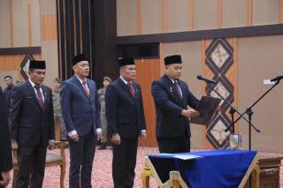Pj Wali Kota Lantik Empat Pejabat Tinggi di Lingkungan Pemko Pekanbaru