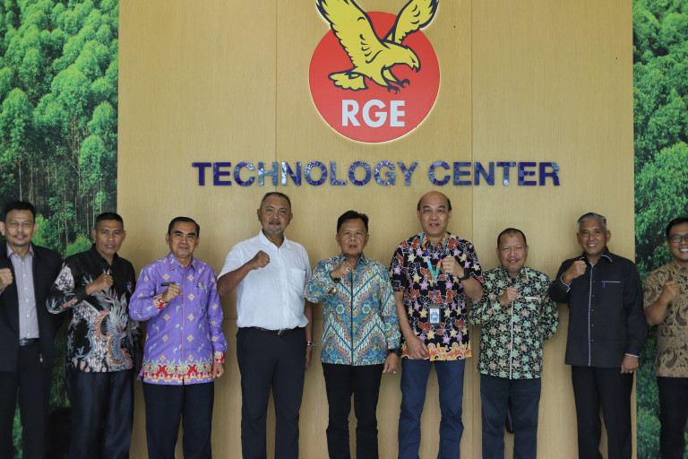 Plt Bupati Asmar Lakukan Kunjungan Kerja Ke PT RAPP