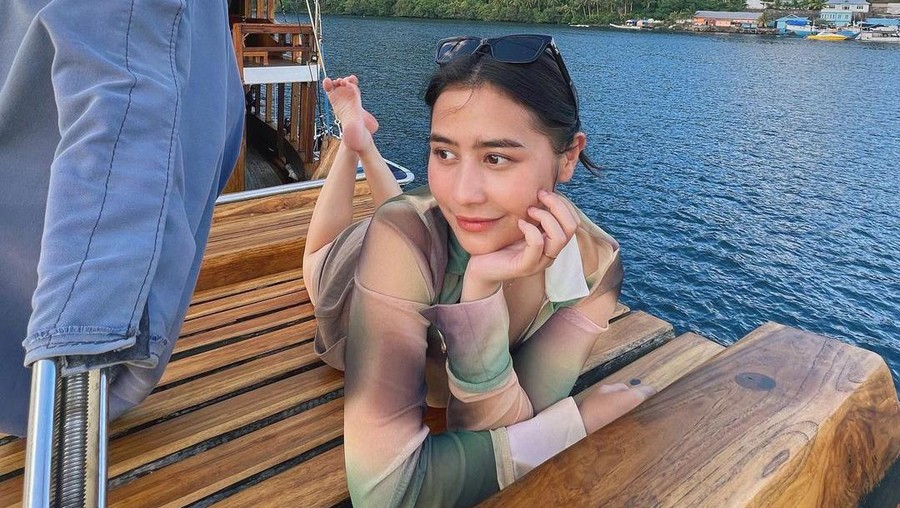 Prilly Latuconsina Ungkap Alasan Masih Betah Tanpa Pasangan