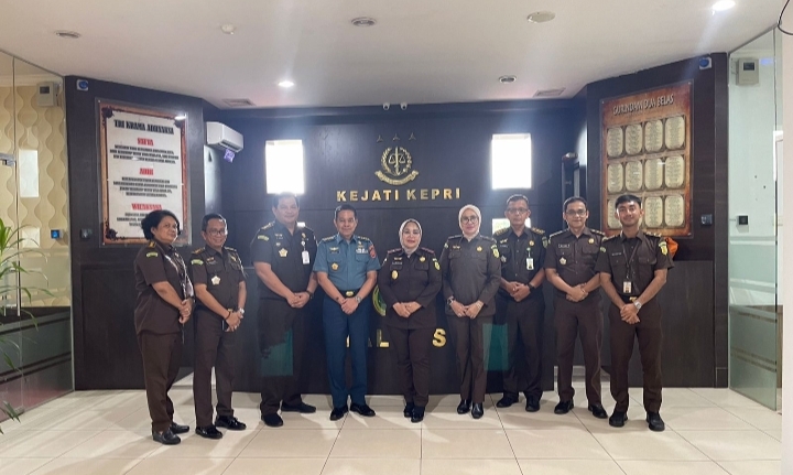 Aspidmil Kejati Riau Kolonel Laut (H) Faisol, SH Kunjungan Kerja ke Wilayah Hukum Kepri