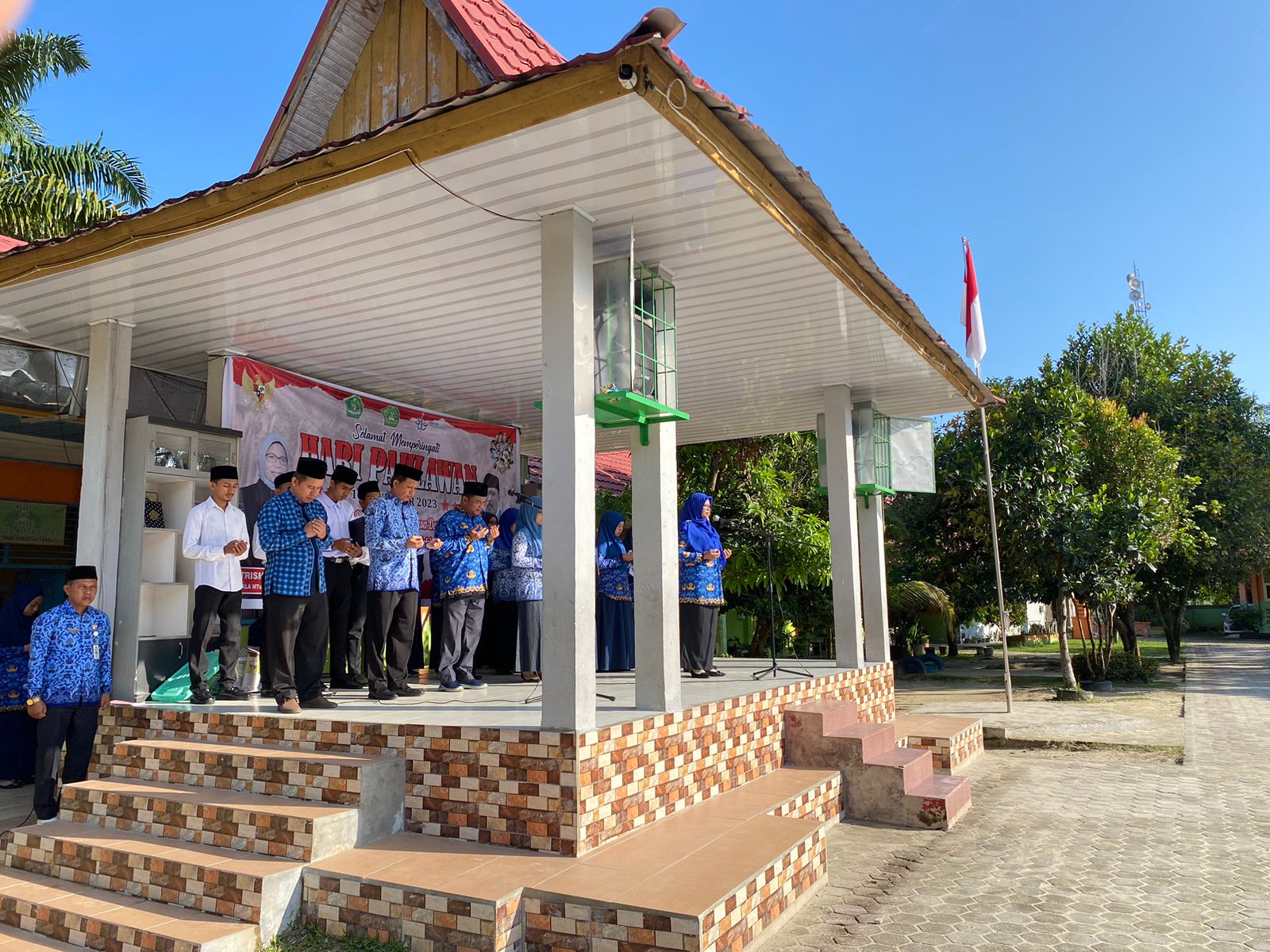 MTsN 2 Kota Pekanbaru Gelar Salat Ghaib dan Kumpulkan Donasi untuk Rakyat Palestina
