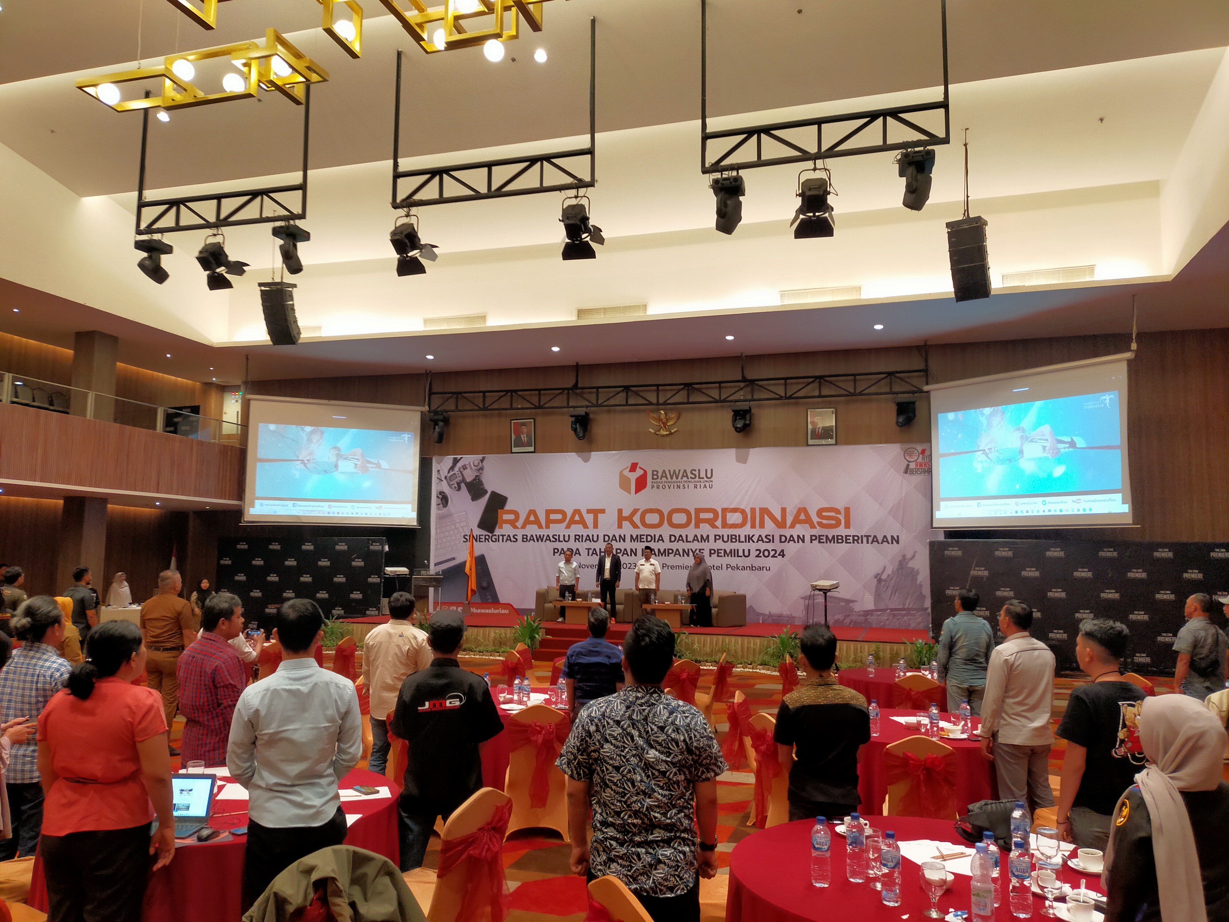 Bawaslu Riau Gelar Rakor dengan Media dalam Rangka Publikasi dan Pemberitaan