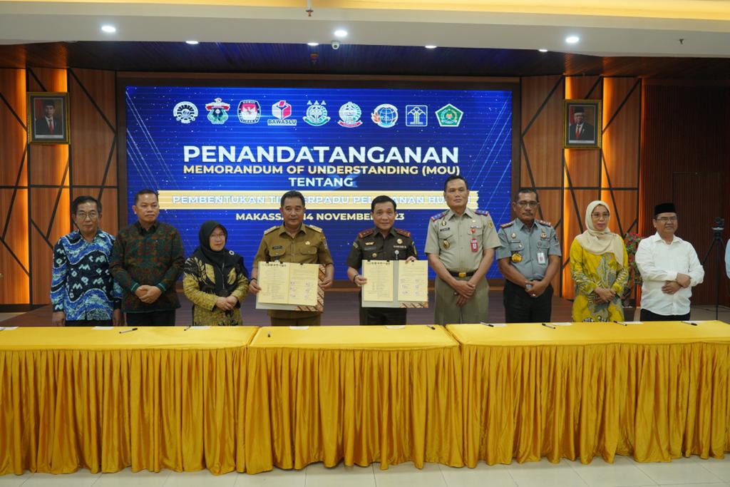 Kajati Sulsel Inisiasi Penandatanganan MoUÂ dengan Pemprov, Sejumlah Universitas & Instansi lainnya
